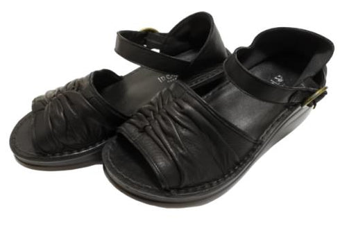 【インコルジェ 4038 ブラック】ふんわりギャザーサンダル