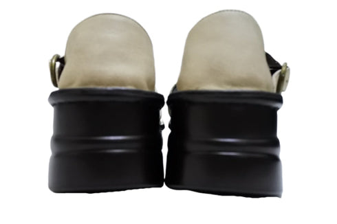 【インコルジェ 4038 グレージュ】ふんわりギャザーサンダル