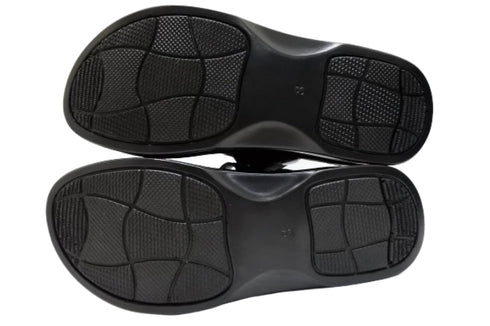 【インコルジェ4039 ブラック】オープントゥくしゅくしゅ2WAYサボ風サンダル