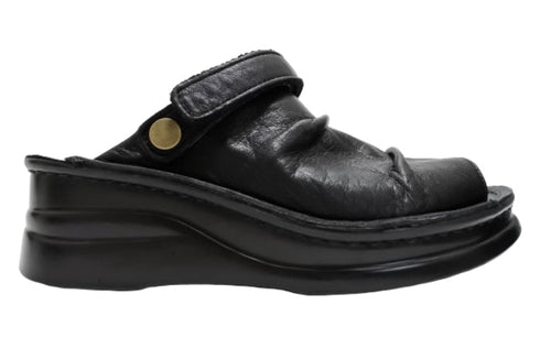 【インコルジェ4039 ブラック】オープントゥくしゅくしゅ2WAYサボ風サンダル