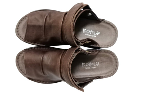 【インコルジェ4039 ダークブラウン】オープントゥくしゅくしゅ2WAYサボ風サンダル