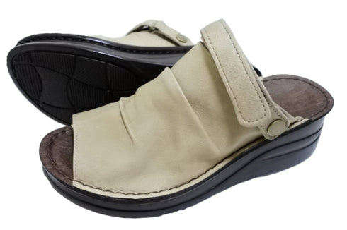 【インコルジェ4039 グレージュ】オープントゥくしゅくしゅ2WAYサボ風サンダル