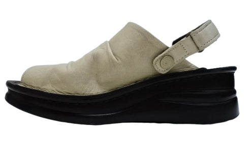 【インコルジェ4039 グレージュ】オープントゥくしゅくしゅ2WAYサボ風サンダル