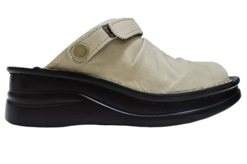 【インコルジェ4039 グレージュ】オープントゥくしゅくしゅ2WAYサボ風サンダル