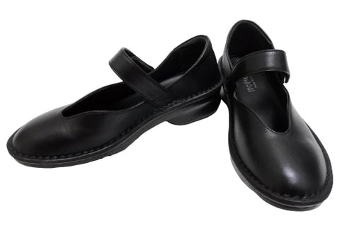 【インコルジェ5029 ブラック】シンプルきれいめライン センターUカットストラップシューズ