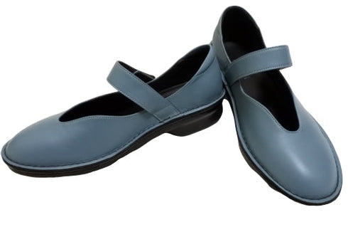 【インコルジェ5029 ブルーグレー】シンプルきれいめライン センターUカットストラップシューズ