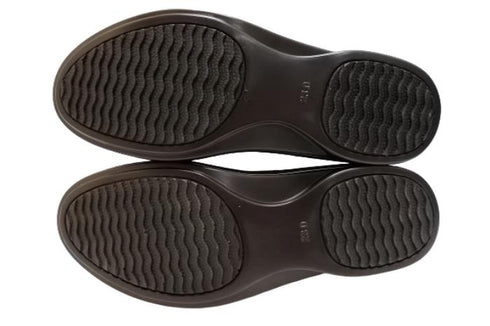 【インコルジェ5029 ダークパープル】シンプルきれいめライン センターUカットストラップシューズ