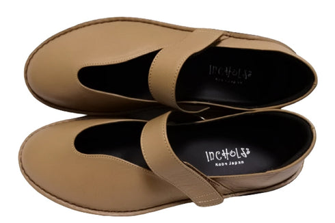【インコルジェ5029 モカベージュ】シンプルきれいめライン センターUカットストラップシューズ
