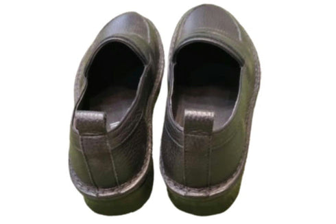 【インコルジェ 5039 ブラック】シュリンクレザーローファー