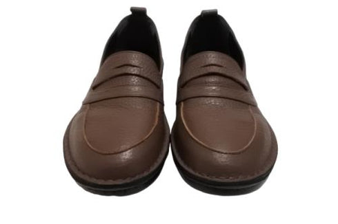 【インコルジェ 5039 ブラウン】シュリンクレザーローファー