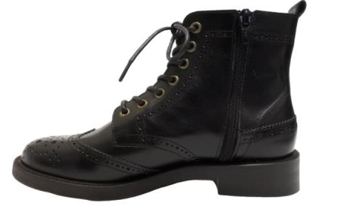 【TODAY'S 5525 ブラック】本革メダリオン靴紐ショートブーツ