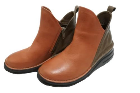 【TODAY's 7058 ブリック/グレー】幅広4EサイドジップV字カッティングショートブーツ