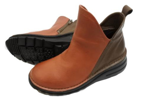 【TODAY's 7058 ブリック/グレー】幅広4EサイドジップV字カッティングショートブーツ