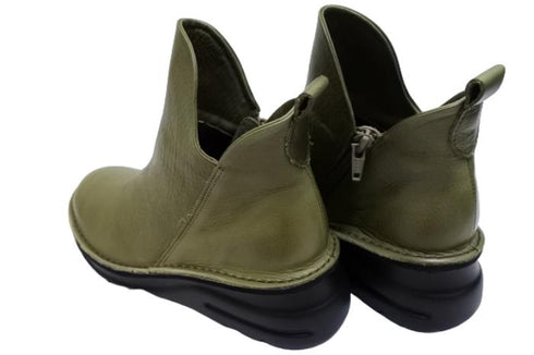 【TODAY's 7058 グリーン】幅広4EサイドジップV字カッティングショートブーツ