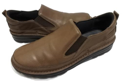 【TODAY's 7094 グレー】幅広4E 軽量レザーサイドゴアスリッポン メンズ