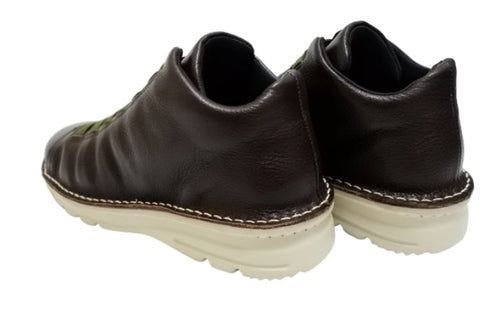 【TODAY's 7110 ダークブラウン】ゴム紐撥水レザースニーカー レディース