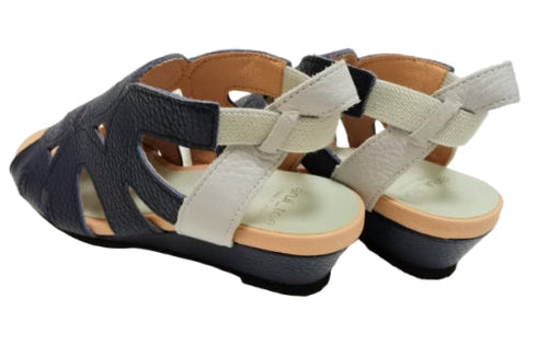 【arui_toe 7641 ネイビー】伸縮ゴムバックストラップ本革コンフォートサンダル