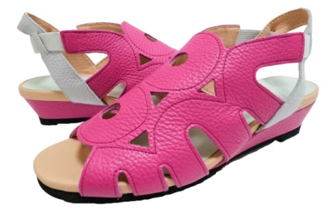 【arui_toe 7641 ピンク】伸縮ゴムバックストラップ本革コンフォートサンダル