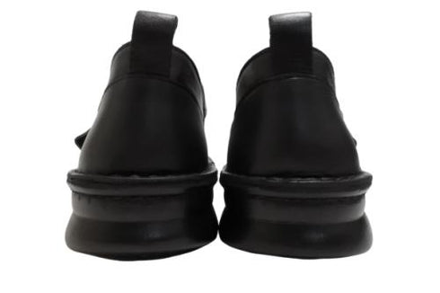 【インコルジェ8005 ブラック】ベルト付カジュアルシューズ