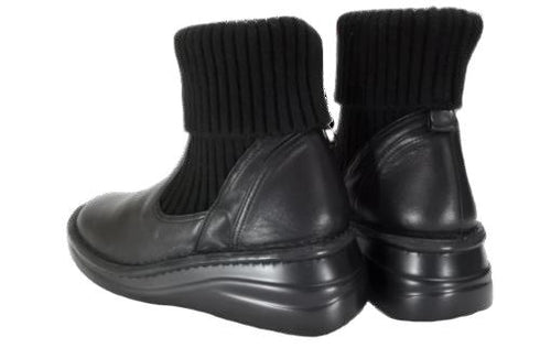 【インコルジェ8172 ブラック】ヒール高ショートニットブーツ