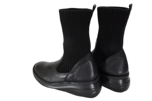 【インコルジェ8172 ブラック】ヒール高ショートニットブーツ