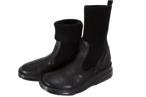 【インコルジェ8172 ブラック】ヒール高ショートニットブーツ