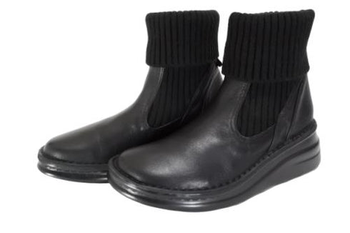 【インコルジェ8172 ブラック】ヒール高ショートニットブーツ