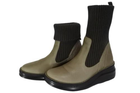 【インコルジェ8172 グレー】ヒール高ショートニットブーツ