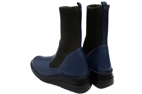 【インコルジェ8172 ネイビー】ヒール高ショートニットブーツ