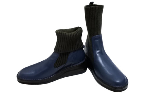 【インコルジェ8172 ネイビー】ヒール高ショートニットブーツ