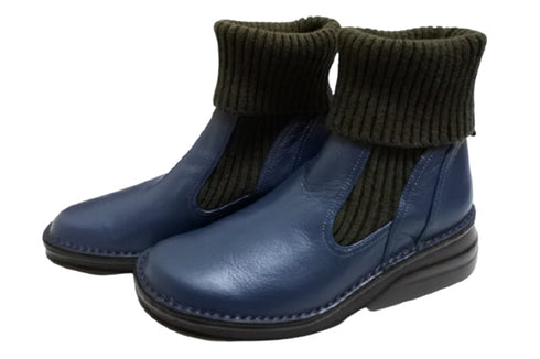 【インコルジェ8172 ネイビー】ヒール高ショートニットブーツ