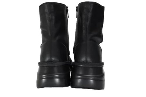 【インコルジェ 8209 ブラック】くしゅっとかわいい本革幅広ショートブーツ