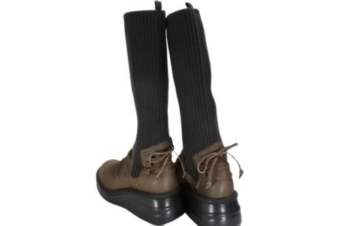 【インコルジェ8248 ダークブラウン】くしゅくしゅミドル丈レースアップニットブーツ