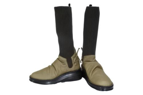 【インコルジェ8248 グレー】くしゅくしゅミドル丈靴紐ニットブーツ