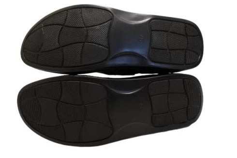 【インコルジェ 8294 ブラック】オープントゥくしゅくしゅシューズサンダル