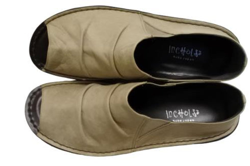 【インコルジェ 8294 グレージュ】オープントゥくしゅくしゅシューズサンダル