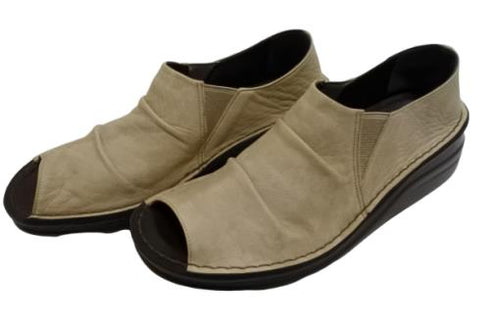 【インコルジェ 8294 グレージュ】オープントゥくしゅくしゅシューズサンダル