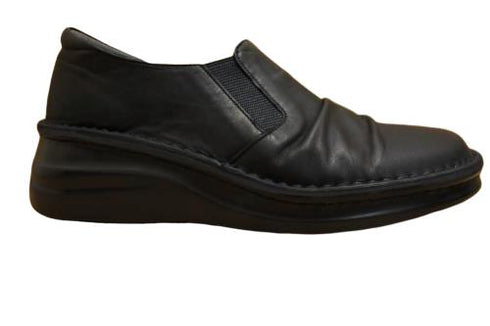 【インコルジェ8303 ブラック】くしゅっとかわいい脱ぎ履きらくらくシューズ