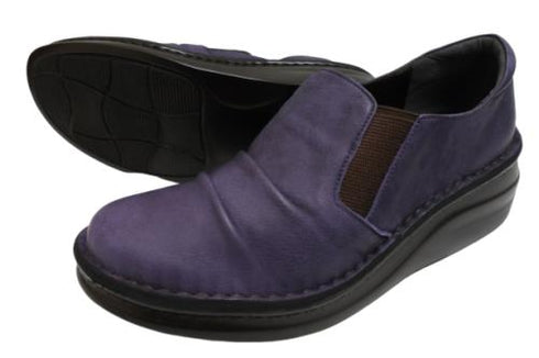 【インコルジェ8303 ダークパープル】くしゅっとかわいい脱ぎ履きらくらくシューズ