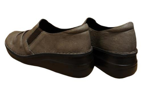 【インコルジェ8303 グレー】くしゅっとかわいい脱ぎ履きらくらくシューズ