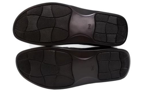 【インコルジェ8303 ライトブルー】くしゅっとかわいい脱ぎ履きらくらくシューズ