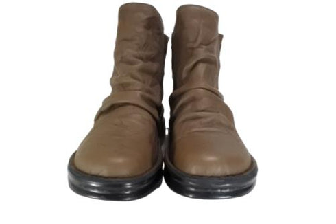 【インコルジェ8331 ダークブラウン】くしゅくしゅサイドゴアショートブーツ