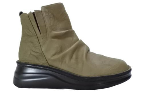 【インコルジェ8331 グレー】くしゅくしゅサイドゴアショートブーツ