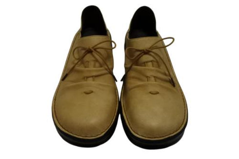 【インコルジェ 8387 ベージュ】ひと味違う個性派靴紐シューズ