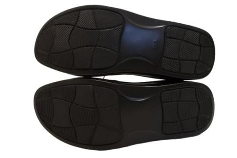 【インコルジェ 8387 グレージュ】ひと味違う個性派靴紐シューズ