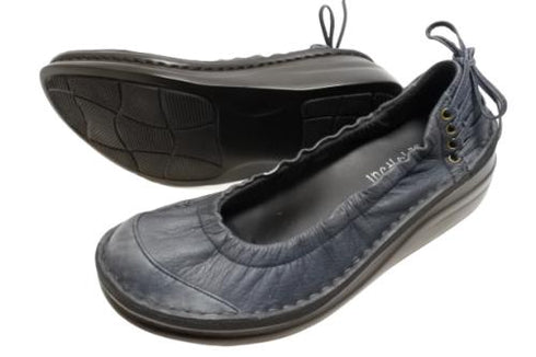 【インコルジェ 8394 ブルー】バックリボンバレエシューズパンプス