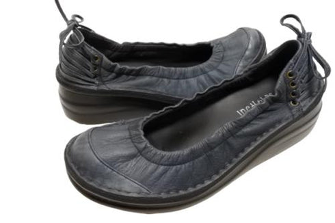 【インコルジェ 8394 ブルー】バックリボンバレエシューズパンプス