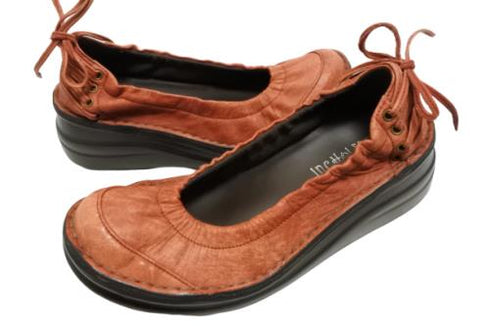 【インコルジェ 8394 ワイン】バックリボンバレエシューズパンプス