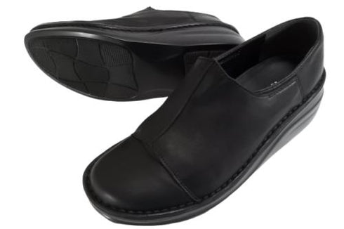 【インコルジェ8409 ブラック】カジュアルコンフォートシューズ