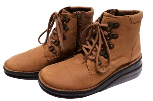 【インコルジェ8434 ブラウン】低反発インソールのクロスストラップシューズ